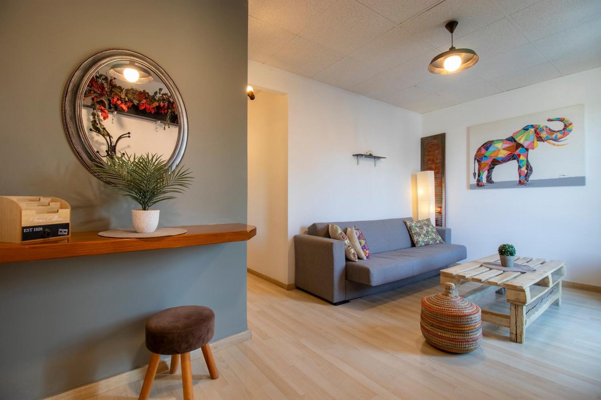 Modern City Apt In The Heart Of Heraklion Extérieur photo